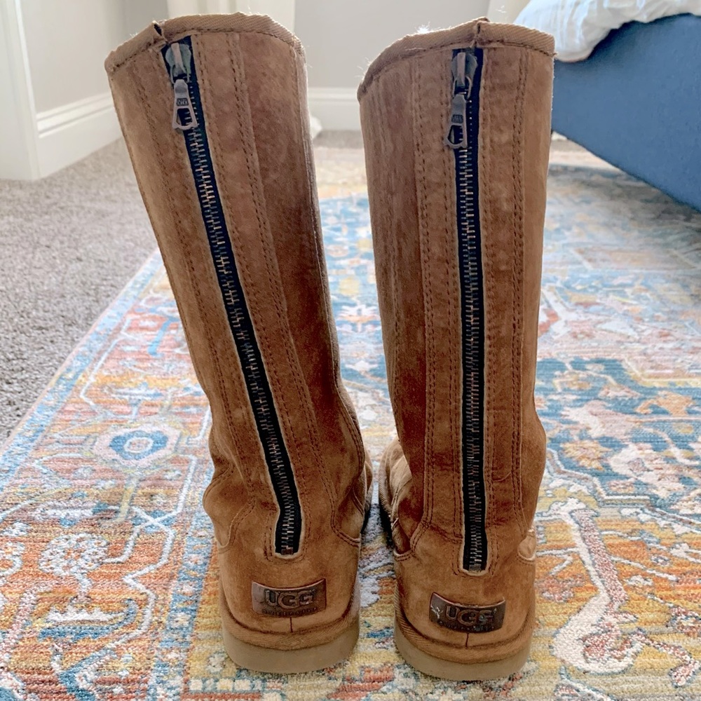 UGG {Knightsbridge} Full Zip Boots, Chestnut - sz.7